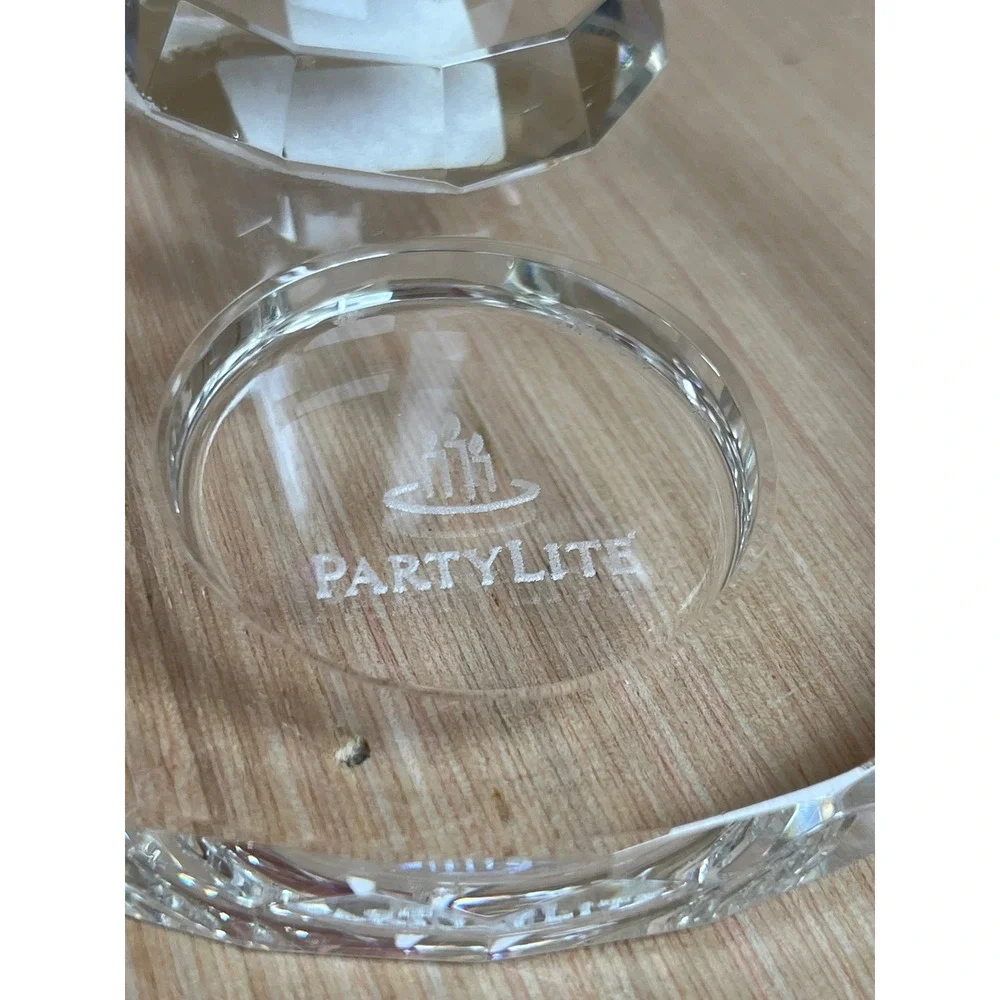 PartyLite circular offers closet